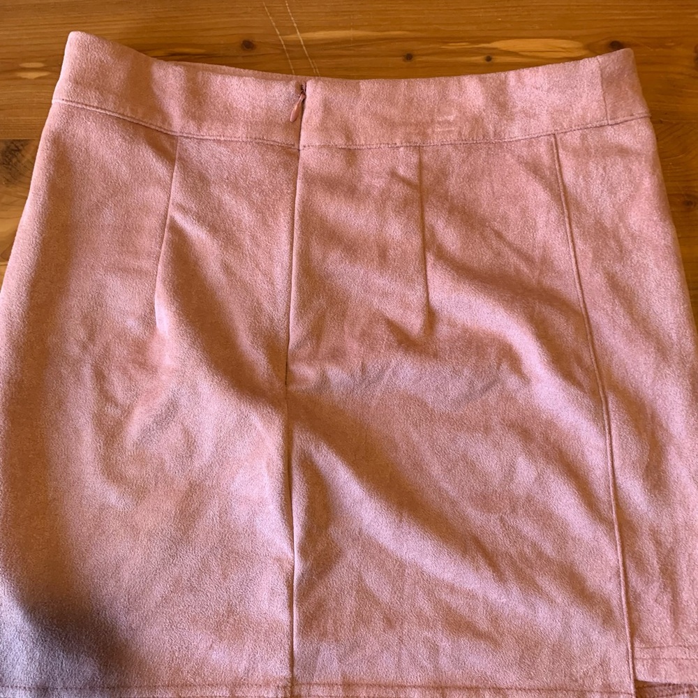 Pink short skirt